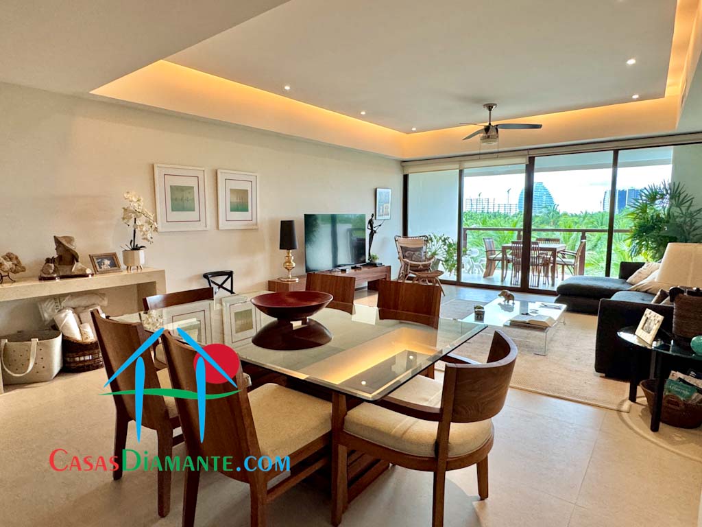 La Isla Java E4 - Estancia 1