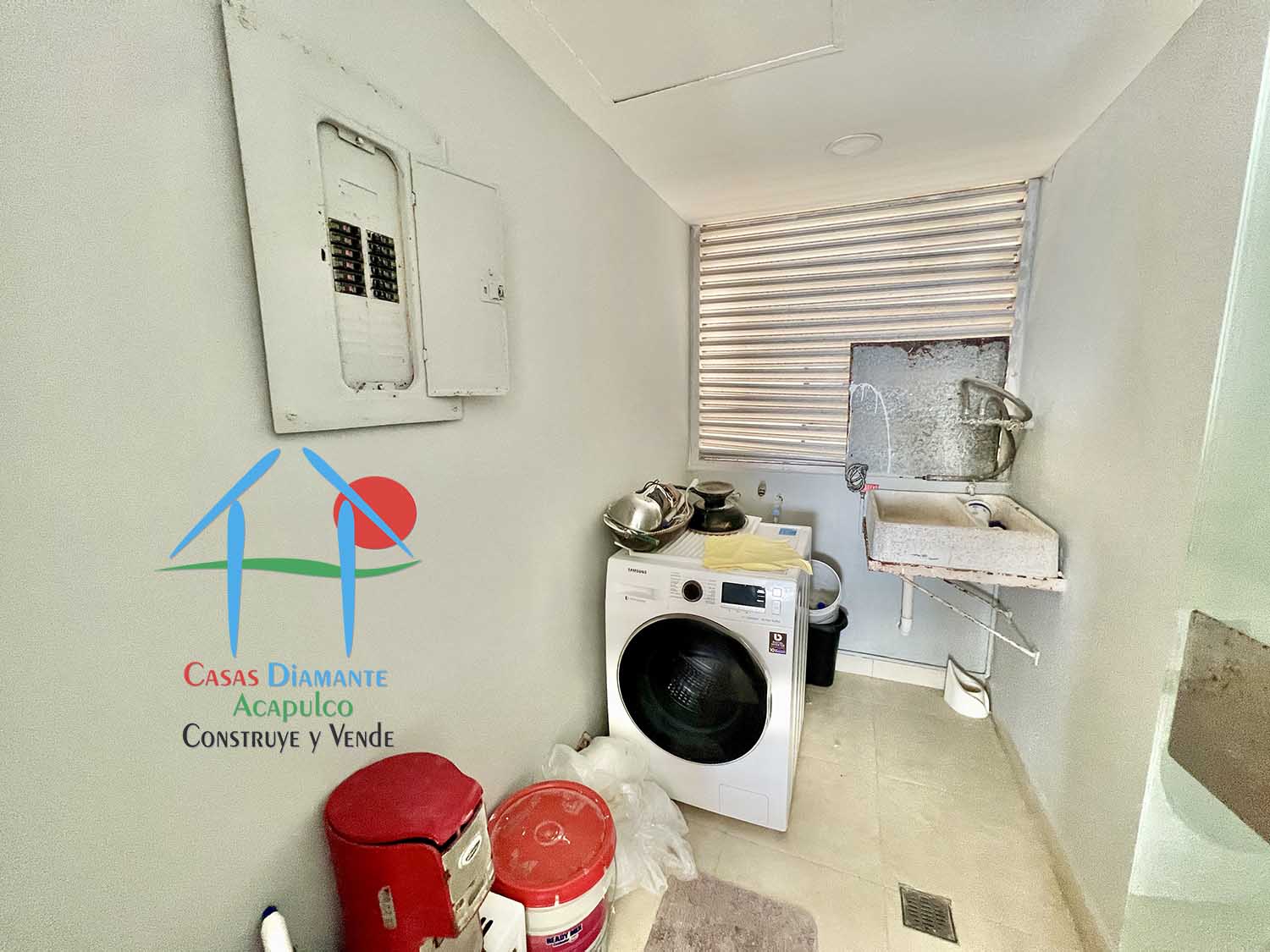 Areia C 301 - Lavandería 1