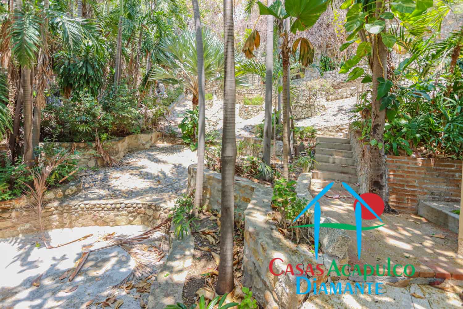 Villa del Río - Jardines 5