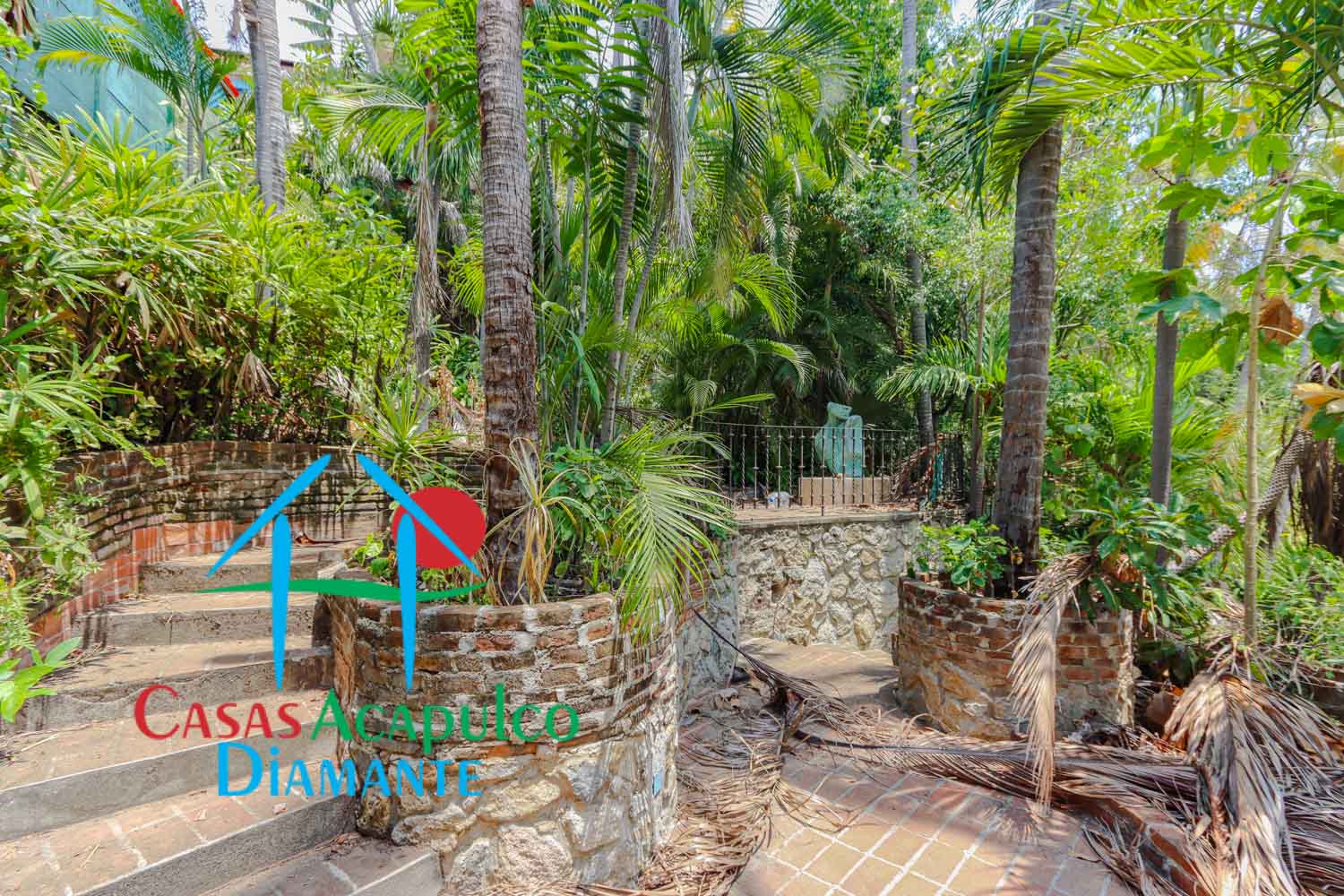 Villa del Río - Jardines 8