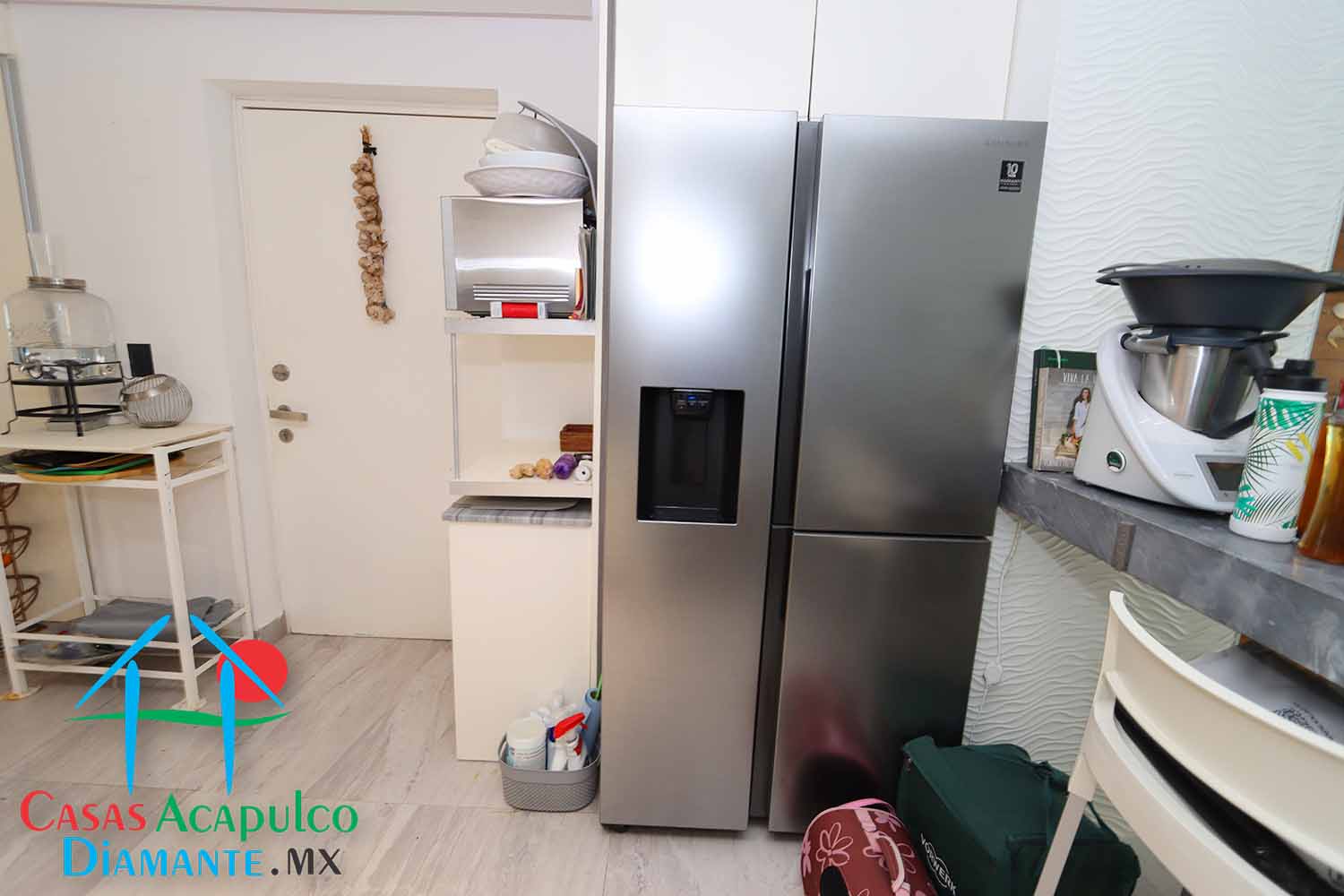 Maralago E 302 - Cocina 5