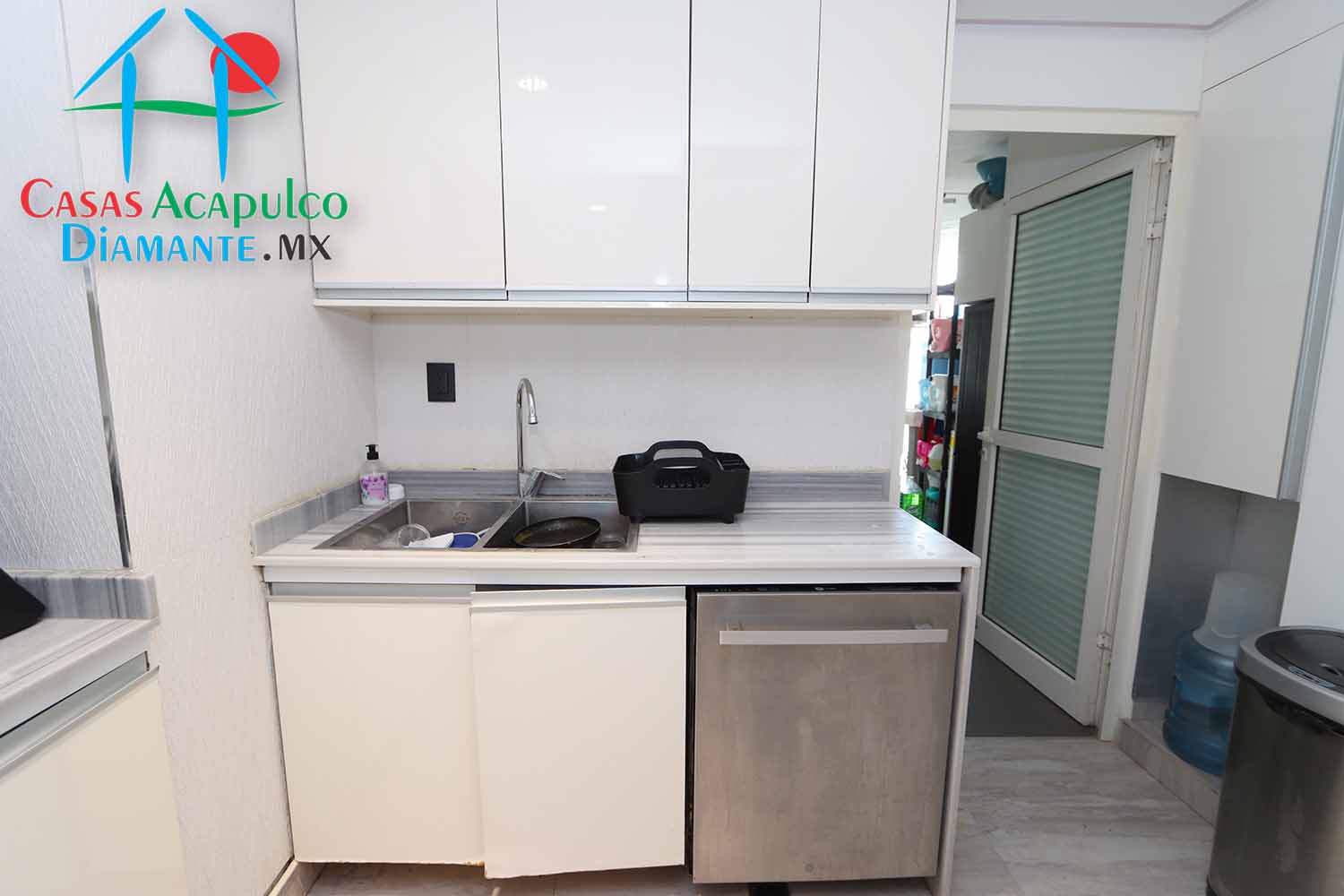 Maralago E 302 - Cocina 8