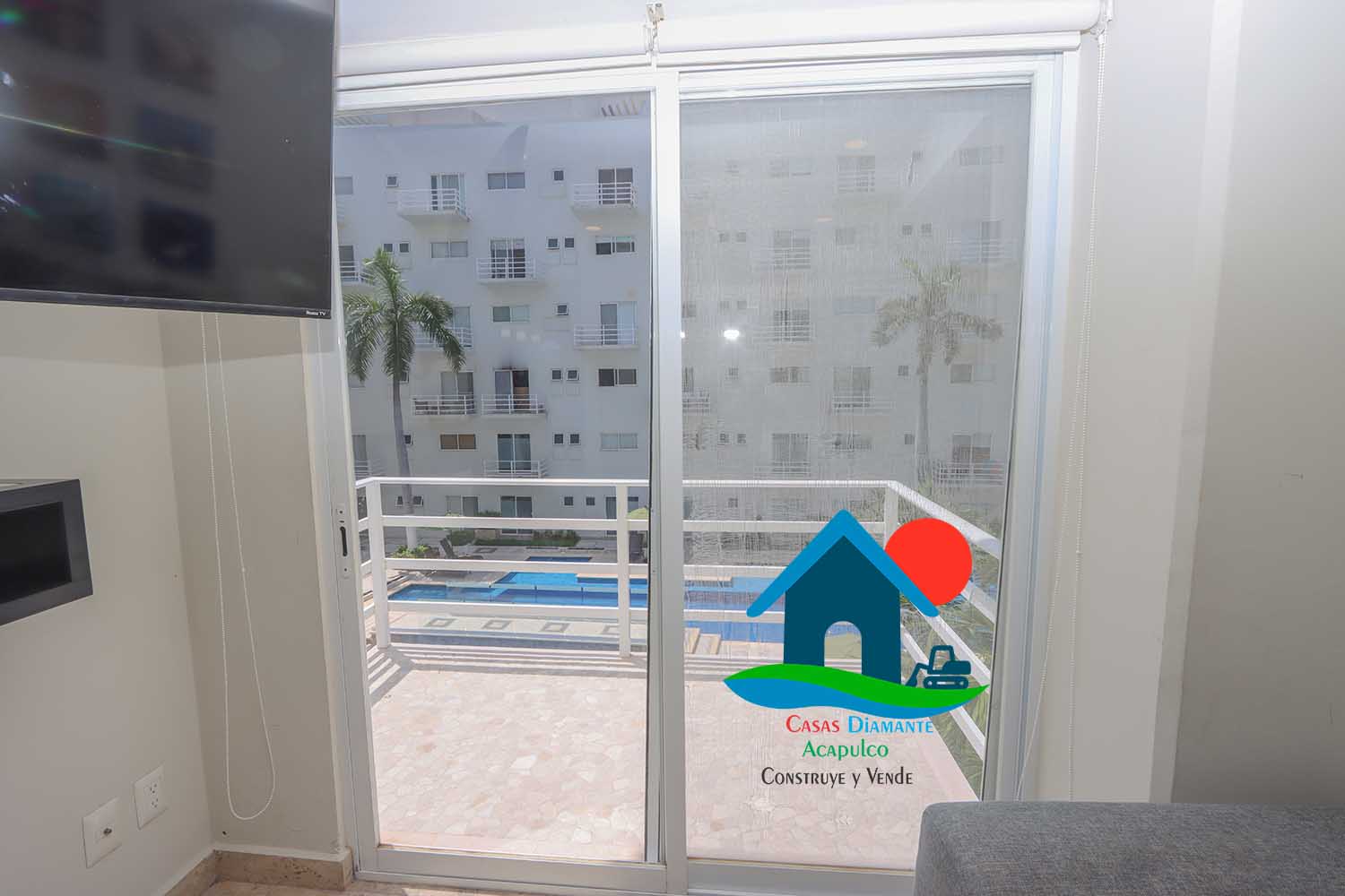 Puerta Diamante 304 - Balcón 1