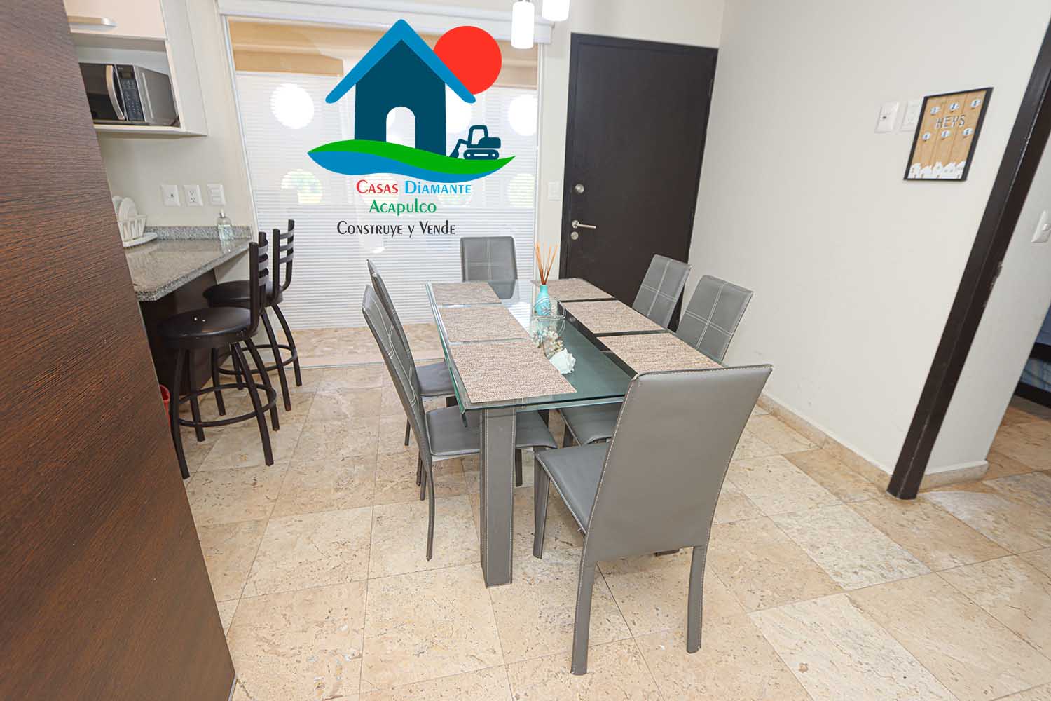 Puerta Diamante 304 - Comedor 2