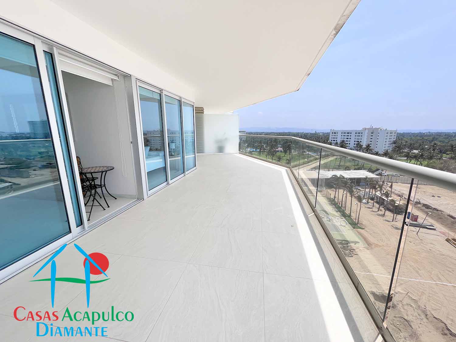 Velera E6 - Terraza 2